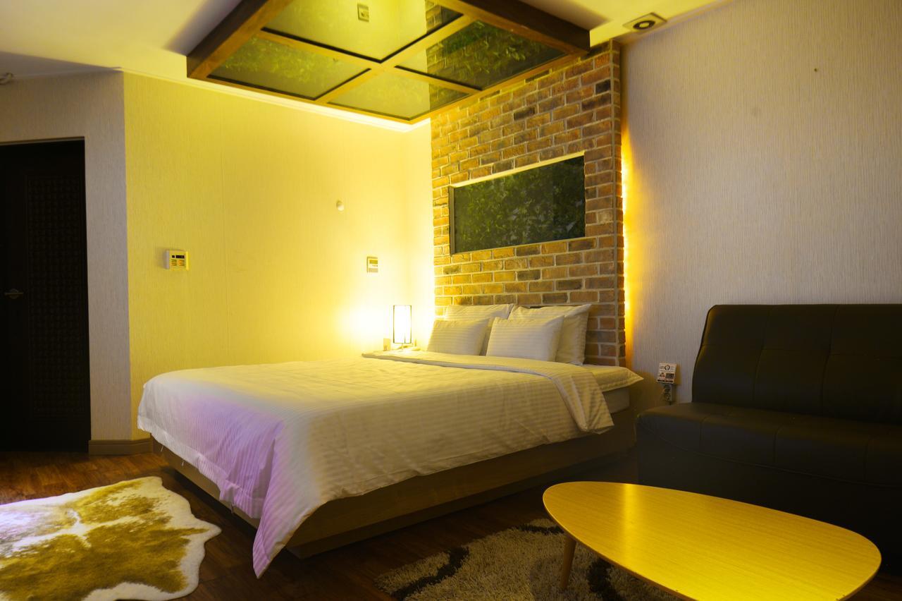 Hotel K Gimhae Exterior foto
