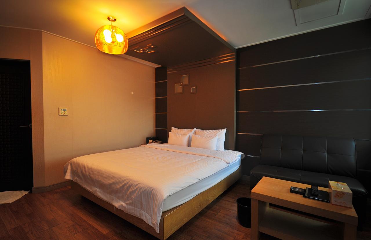 Hotel K Gimhae Exterior foto